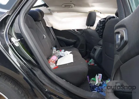 2016 Chrysler 200 Limited из США, поврежденный, VIN 1C3CCCAB0GN166560